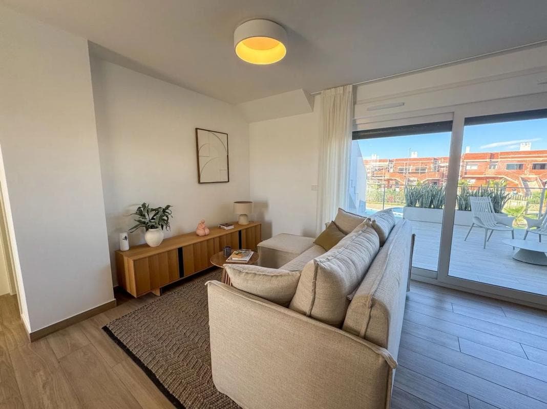 Venta de piso en Desamparados-Hurchillo-Torremendo, Orihuela
photo 5