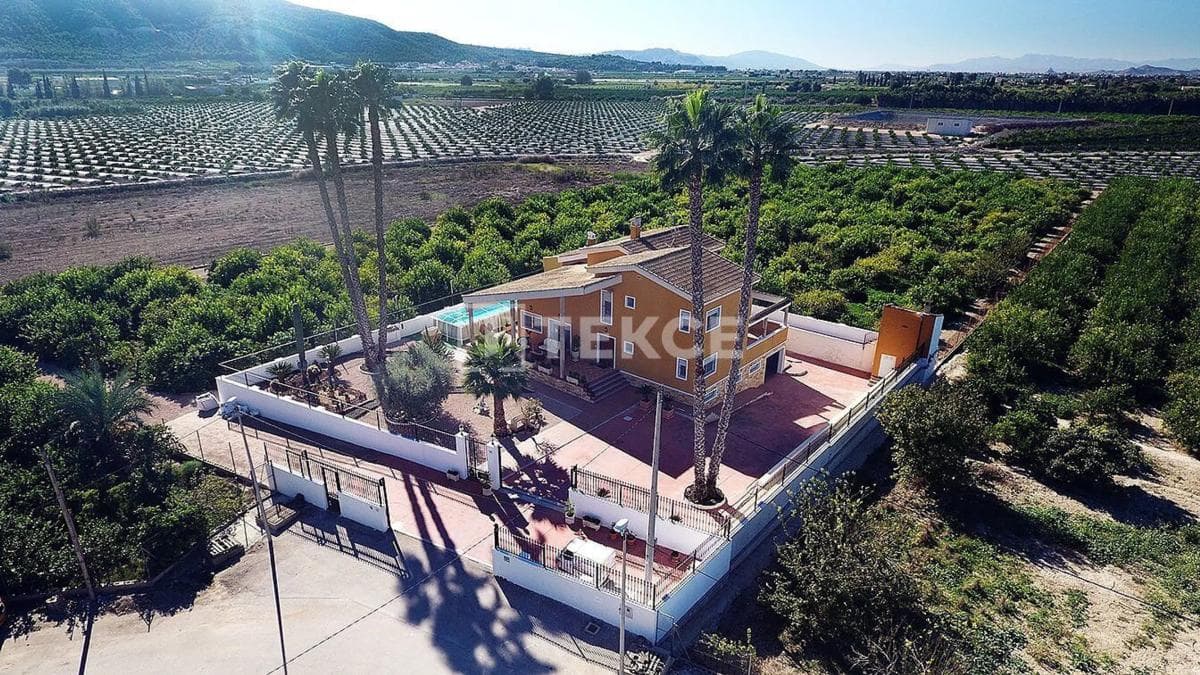 Propiedades en venta y alquiler en España photo 4