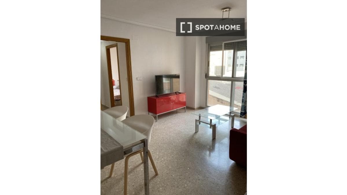 Недвижимость на продажу и в аренду в Испании photo 4