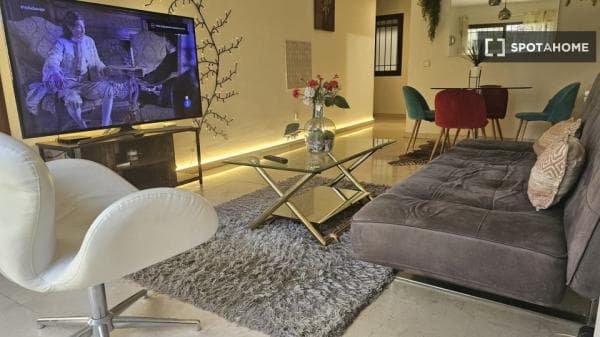 Apartment for rent in C. Siete Picos , Madrid photo 1