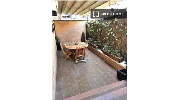 Apartment for rent in C. de Villaamil , Madrid photo 1