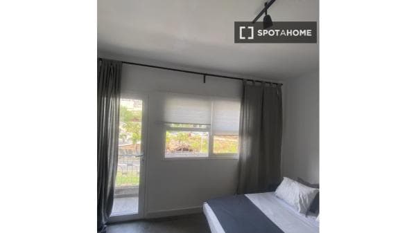 Habitación en piso compartido en Santa Cruz de Tenerife thumbnail 1