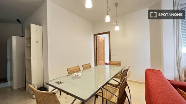 Apartment for rent in Av. de la Reina Victoria , Madrid thumbnail 1