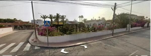 Terreno en avenida de las Naciones, 118 photo 1