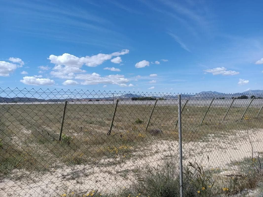 Terreno en venta en Monforte del Cid, Alicante photo 2