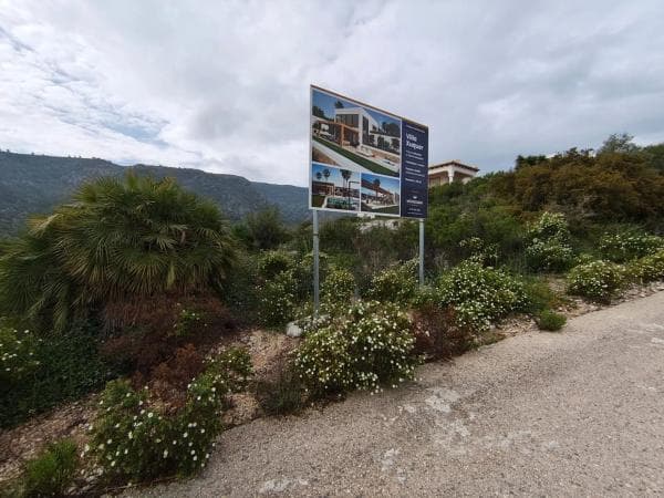 Terreno en calle Riu Xúquer, 30 -32 thumbnail 1