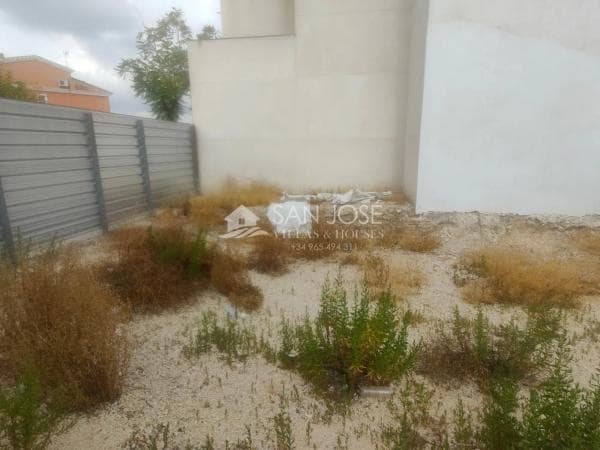 Terreno en Barrio La Coca - La Nía - Vistahermosa thumbnail 1