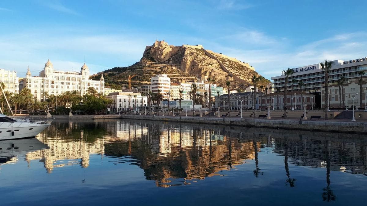 Terreno en venta en Moraira, Alicante photo 4