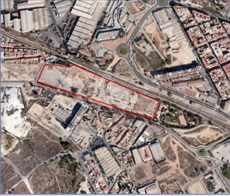 Terreno en venta en San Vicente del Raspeig, Alicante photo 2