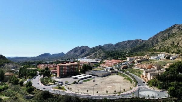 Terreno en avenida Joan Fuster, 26 thumbnail 2