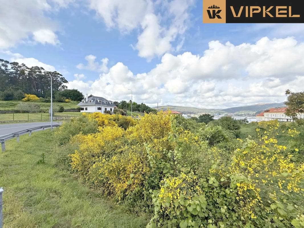 Terreno en venta en Corcubion, A Coruña photo 5