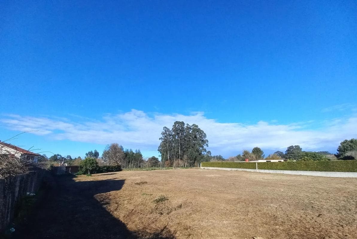 Terreno en venta en Oleiros, A Coruña photo 3