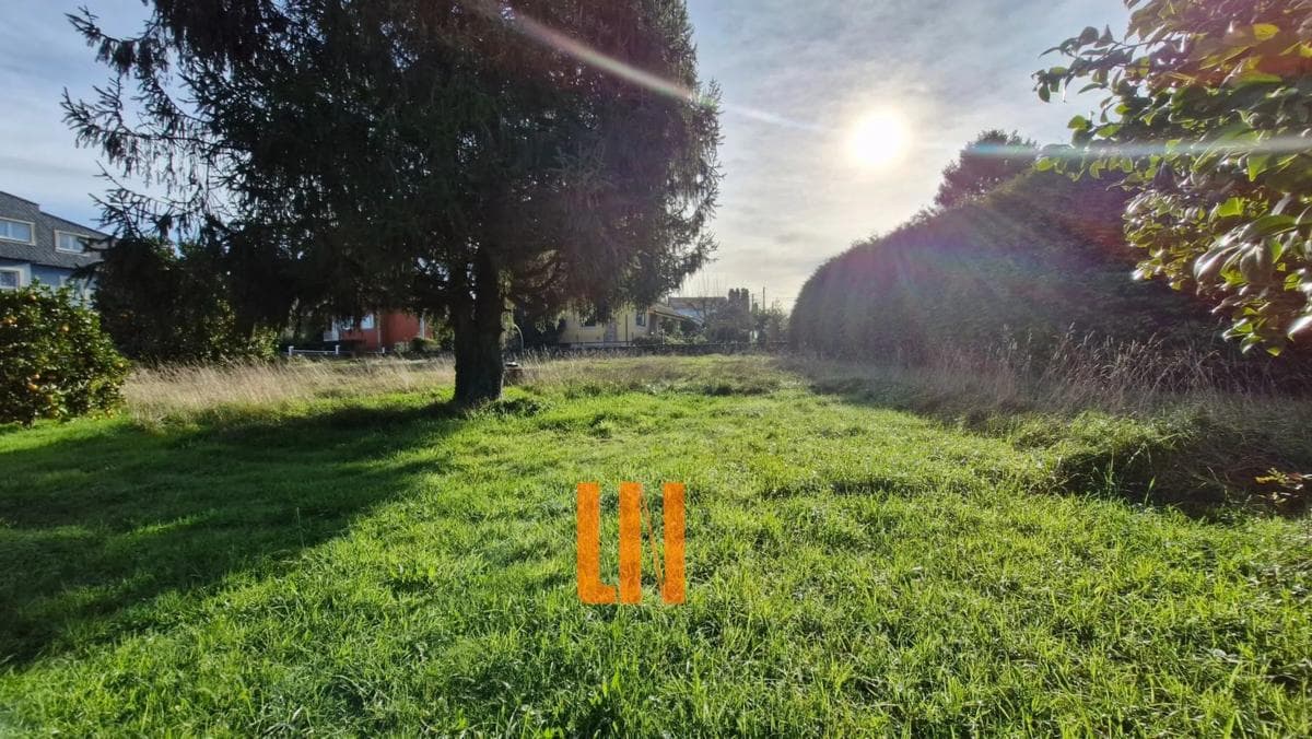 Terreno en venta en Oleiros, A Coruña photo 3