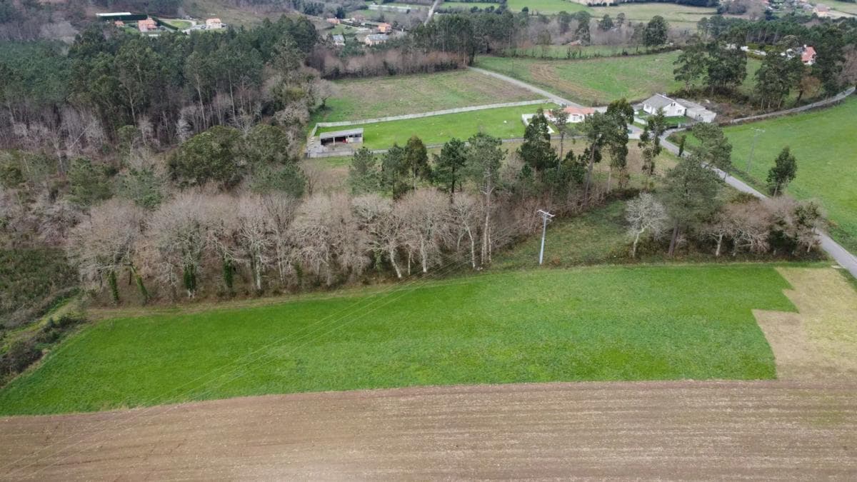 Terreno en venta en Laracha, A Coruña photo 2