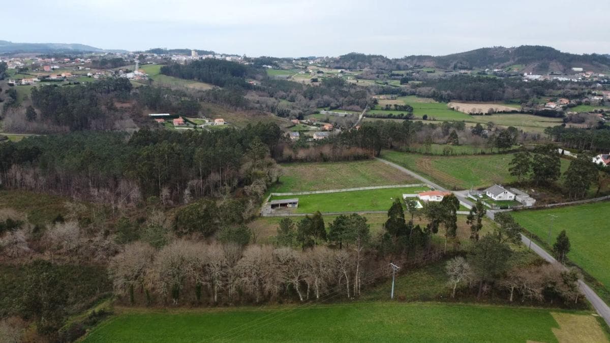 Terreno en venta en Laracha, A Coruña photo 2