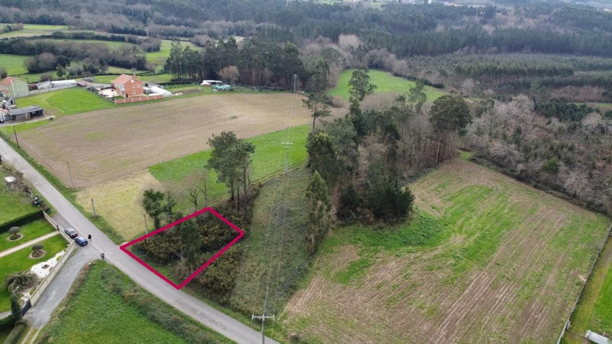 Terreno en venta en Laracha, A Coruña photo 4