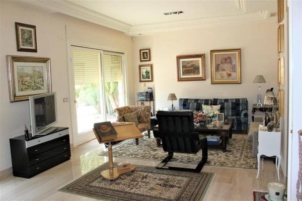 Chalet independiente en venta en Centro, Mutxamel thumbnail 1