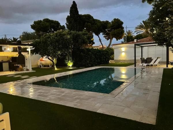 Casa independiente photo 1