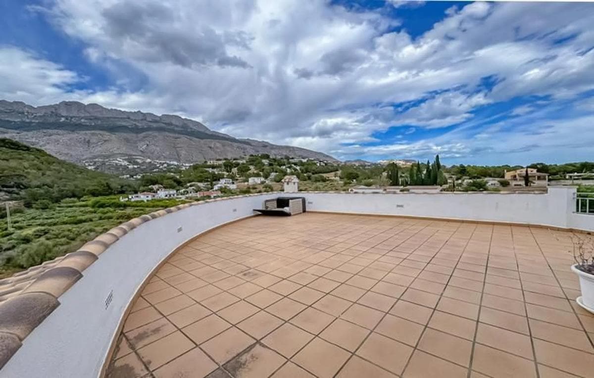 Property photo 4