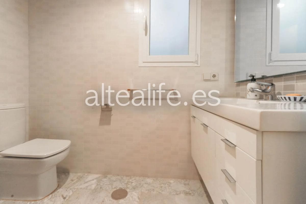 Sale of apartment in Calle Sant Pere, Altea
photo 3