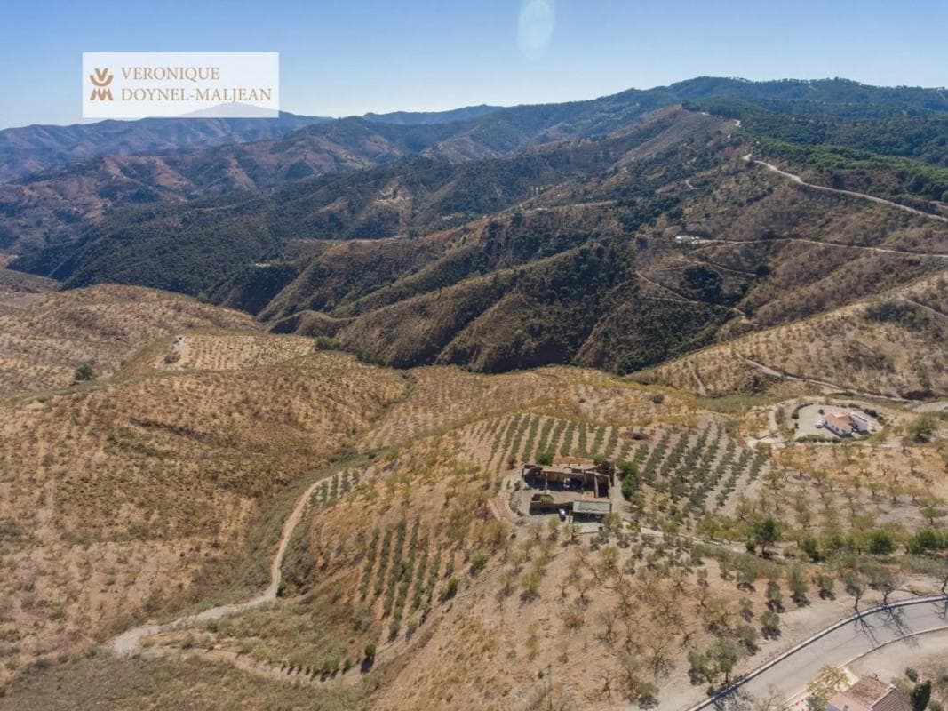 Terreno en venta en Colmenar, Malaga photo 2