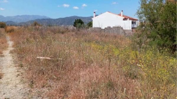 Terreno en calle Jardinera thumbnail 1