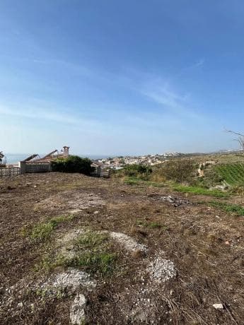 Terreno en Benajarafe photo 1
