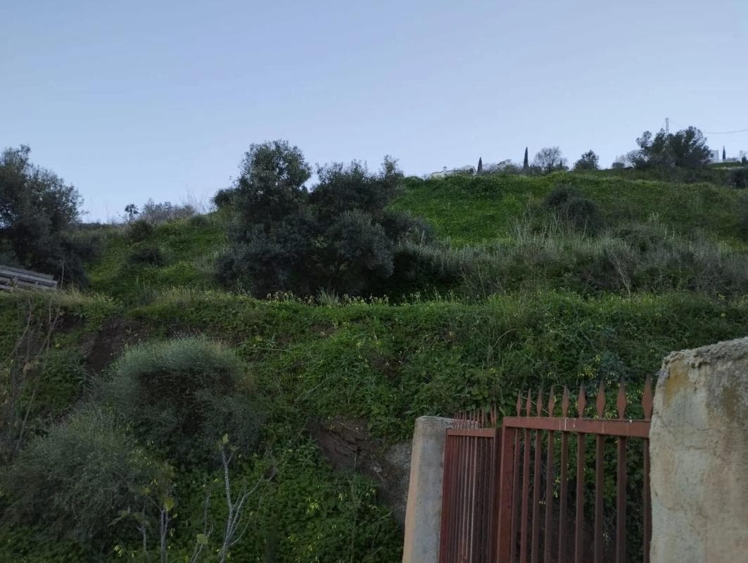 Terreno en venta en Torrox, Malaga photo 2