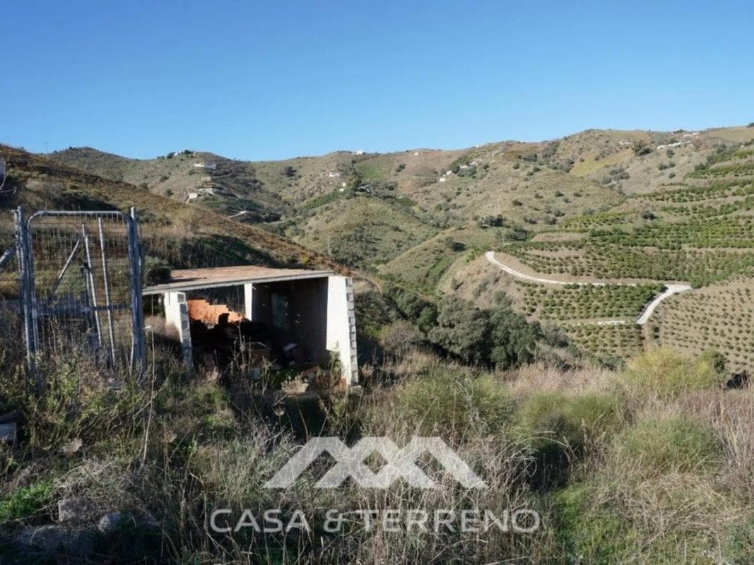 Terreno en venta en Iznate, Malaga photo 4