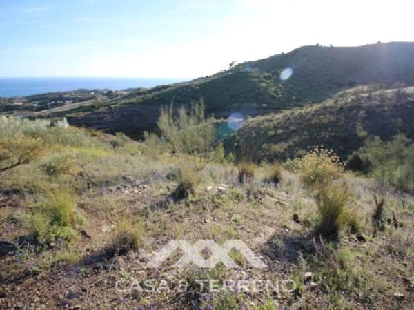 Terreno en Benajarafe thumbnail 1