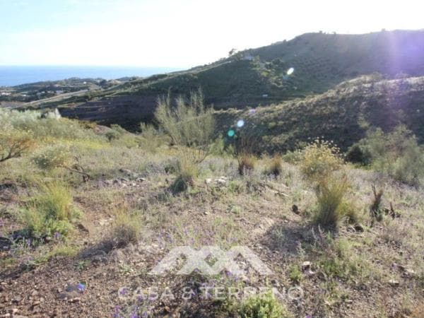 Terreno en Benajarafe thumbnail 2