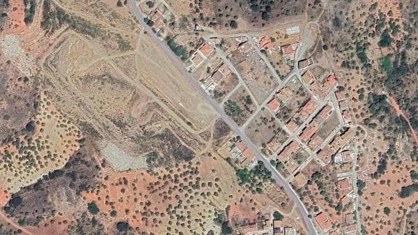 Terreno en avenida Juan Carlos i Rey de España thumbnail 2