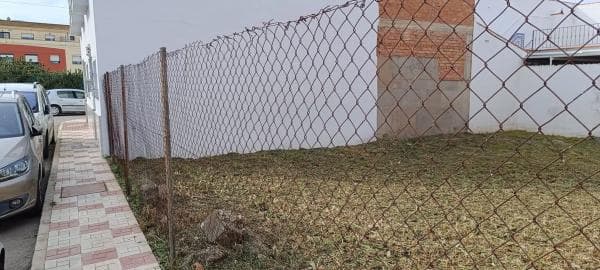 Terreno en calle Calderón de la Barca s/n photo 1