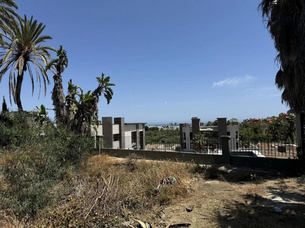 Terreno en venta en Marbella, Malaga photo 4