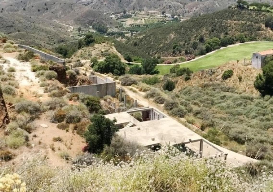 Terreno en venta en Alhaurín el Grande, Malaga photo 4