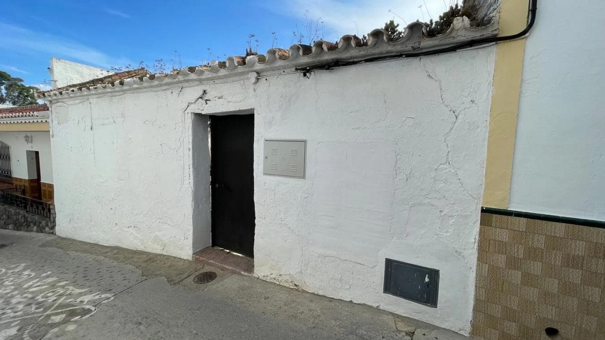 Terreno en venta en Pizarra, Malaga photo 4