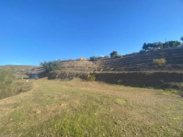 Terreno en Benajarafe thumbnail 2