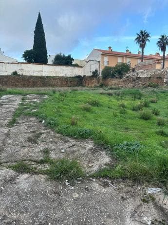 Terreno en Urbanizacion Miravalle thumbnail 2
