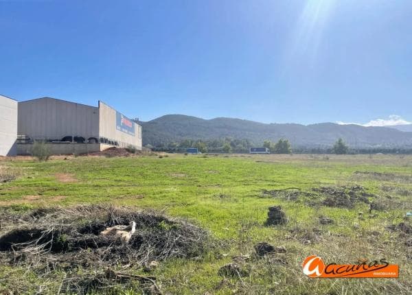 Terreno en calle Castilla y Leon, 2 thumbnail 2