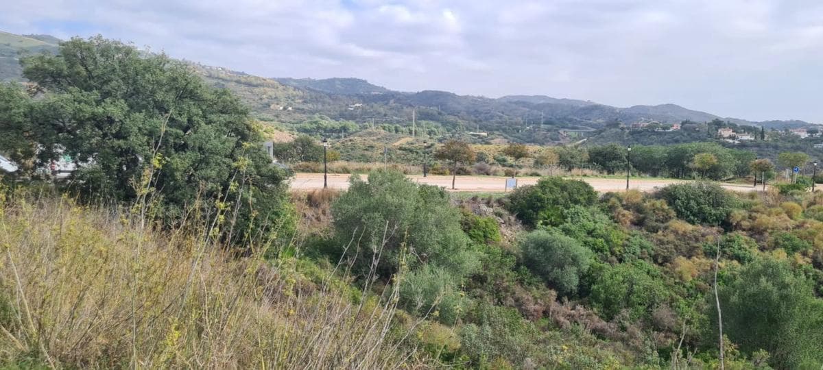 Terreno en venta en Marbella, Malaga photo 3