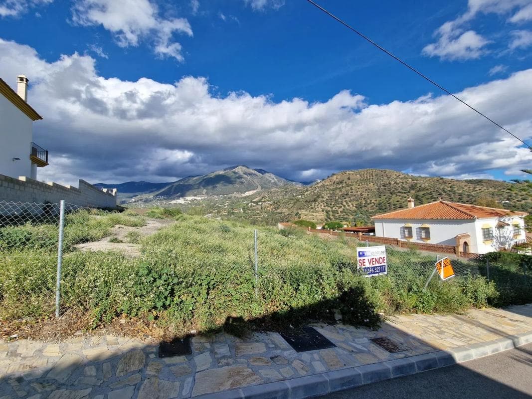 Terreno en venta en Alcaucín, Malaga photo 2