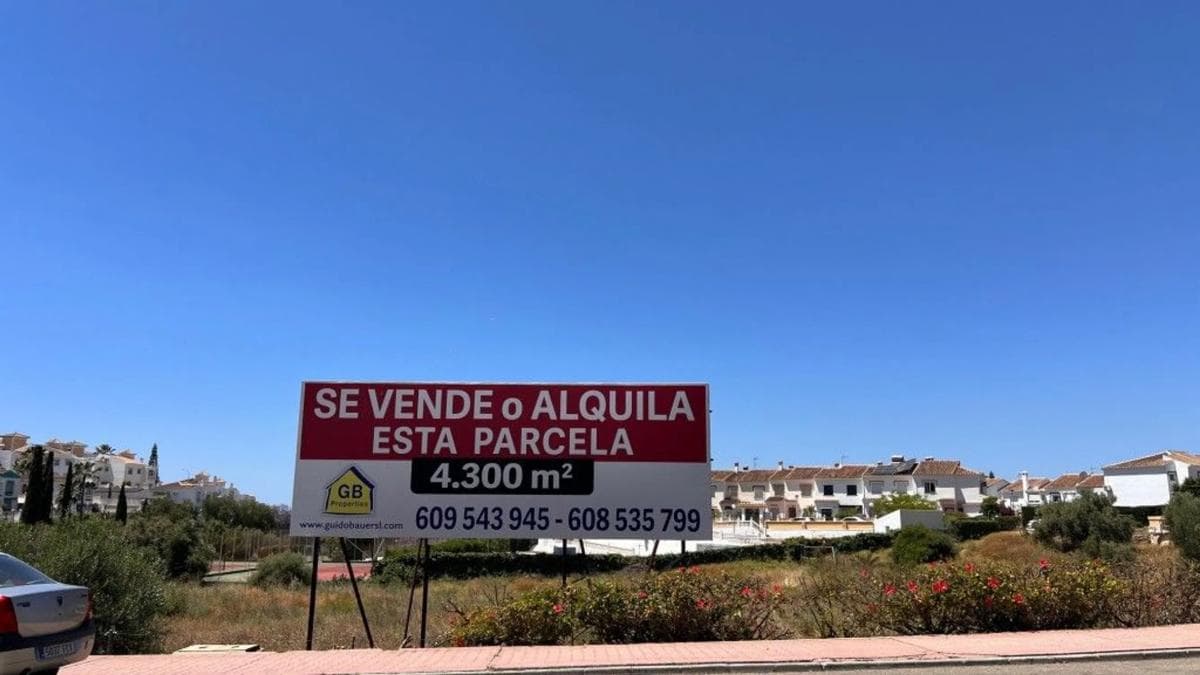 Terreno en venta en Torrox, Malaga photo 3