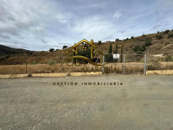 Terreno en Cerro Colorado, 8 photo 1
