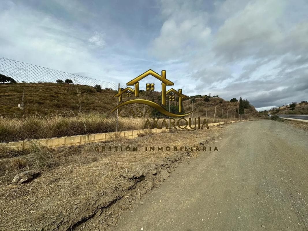 Terreno en venta en Viñuela, Malaga photo 4