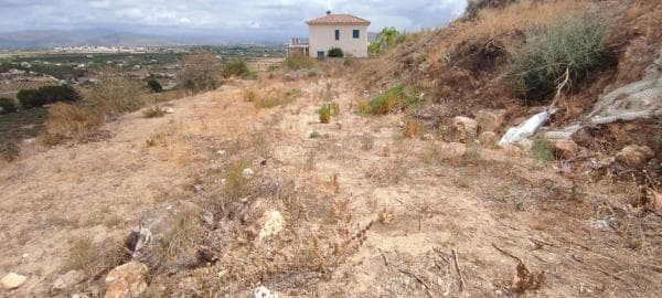 Terreno en Yunquera, 82 thumbnail 2