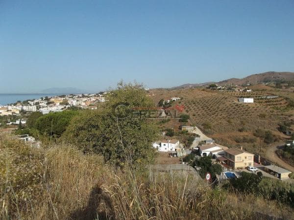 Terreno en Benajarafe thumbnail 1
