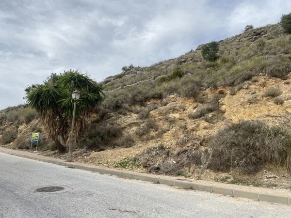 Terreno en calle Alcalá del Valle, 176 thumbnail 1