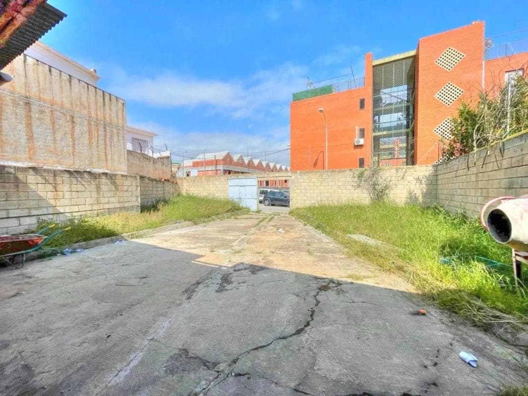 Terreno en venta en Vélez-Malaga, Malaga photo 3