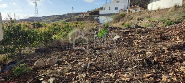 Terreno en Urbanización Santa Rosa thumbnail 2