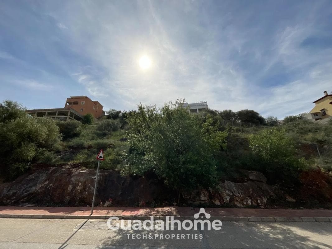 Terreno en venta en Coin, Malaga photo 3